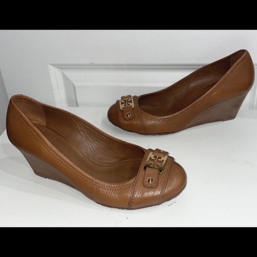 Tory Burch Wedges size 9